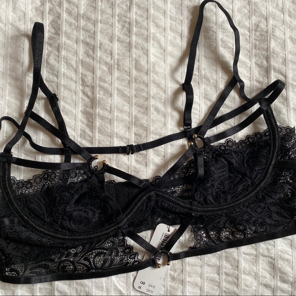 LA SENZA Sexy Lace Bra